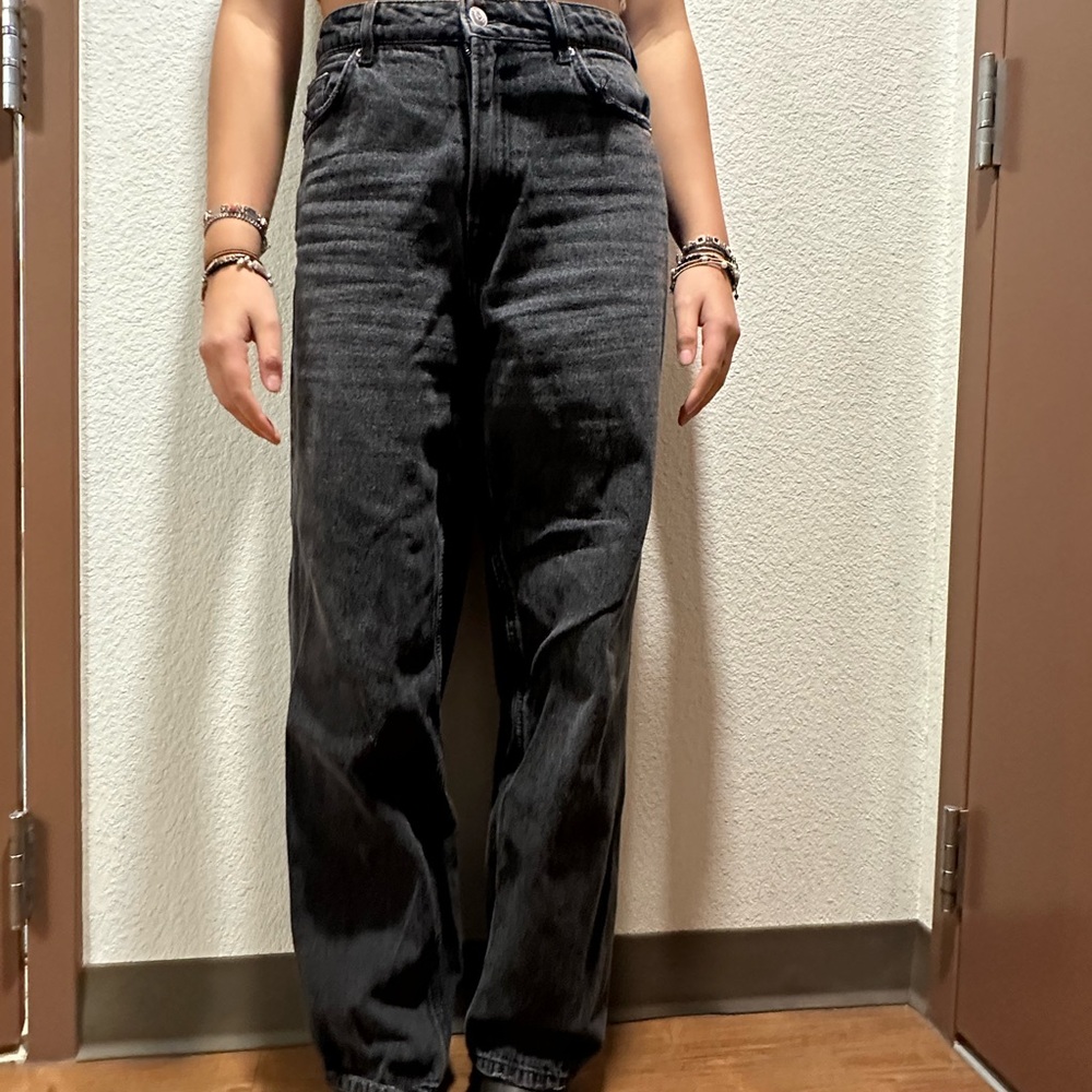 Black High-Waisted Jeans